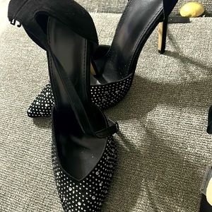 Heels with rhinestone design with thin heel synthetic suede strip anklet